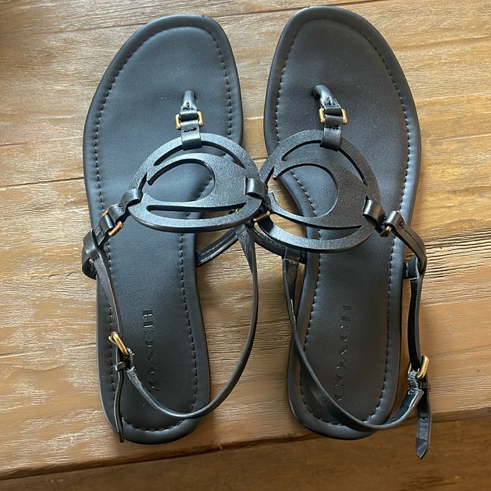 Coach Jeri sandals in black size 10
